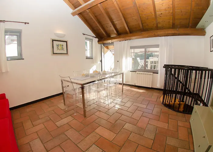 Casa Del Sole * 菲纳莱利古雷